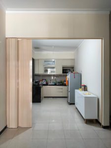 pintu lipat pvc gresik
